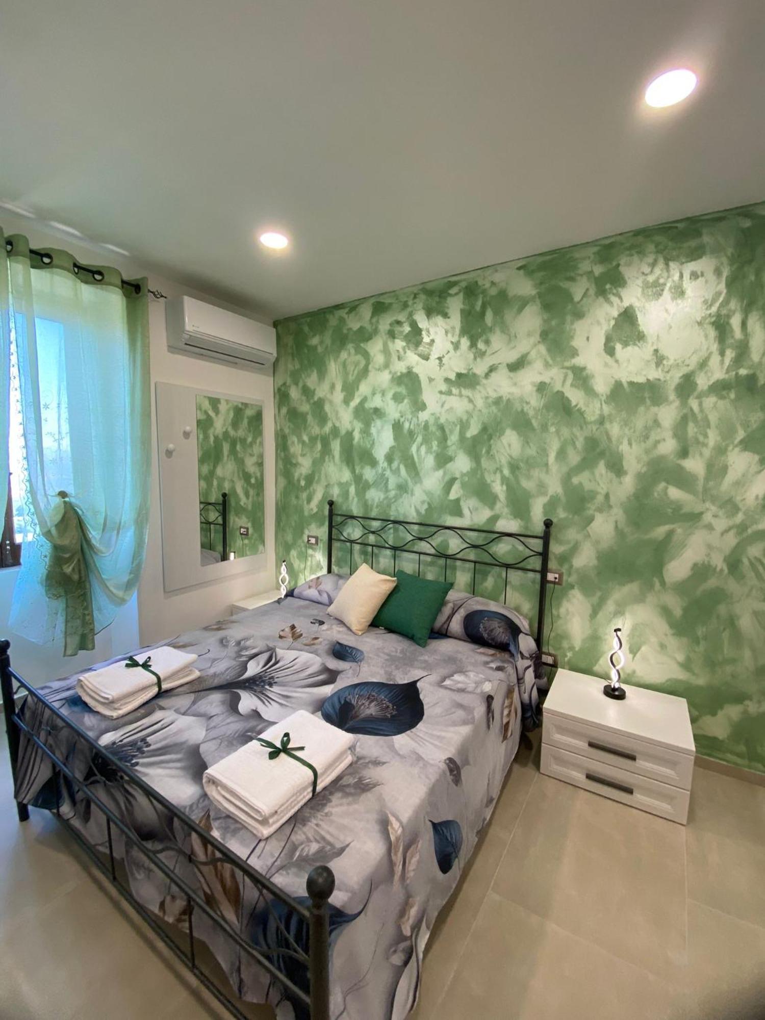 Guesthouse Affittacamere Padre Pio Morcone Centro エクステリア 写真